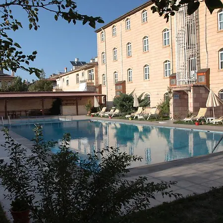 Tassaray Hotel 4*