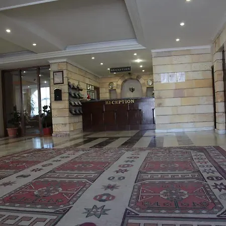 Hotel Tassaray 4*