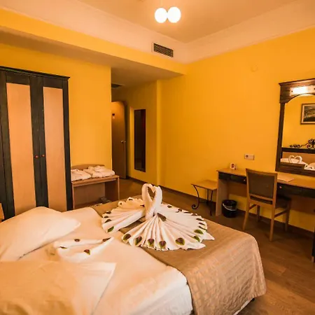 Tassaray 4*