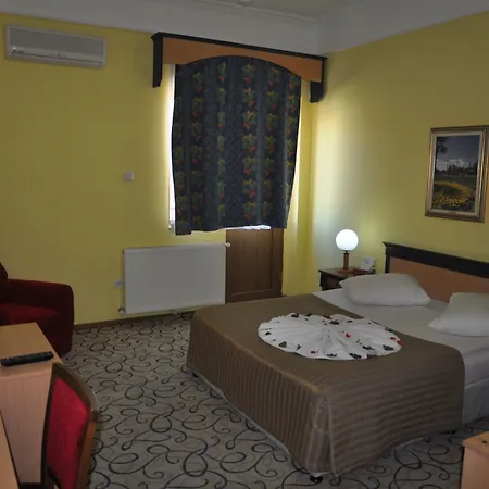 Tassaray Hotel 4*