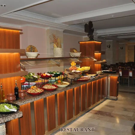 Tassaray Hotel 4*