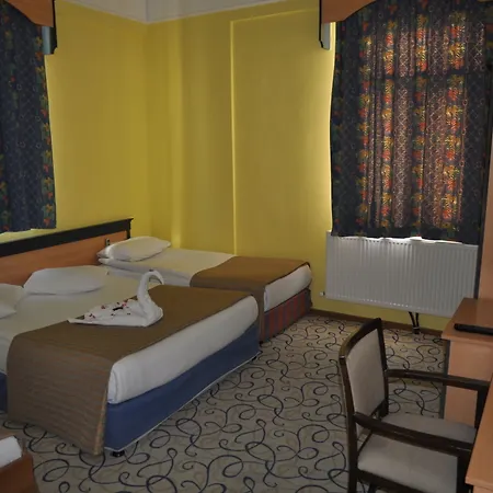 Hotel Tassaray 4*