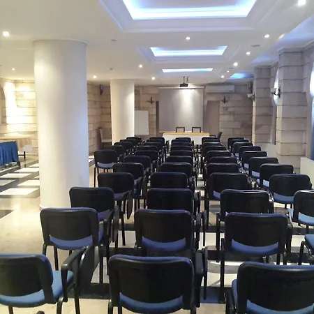 Tassaray Hotel
