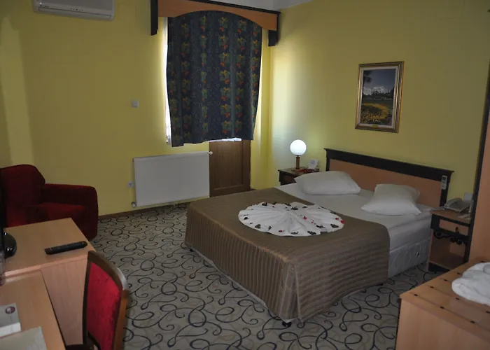 Tassaray Hotel